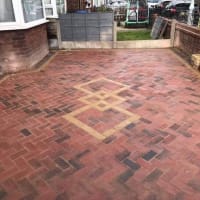 Linear Construction & Design | Paving & Driveways - Yell