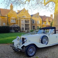 Wedding Cars In Crofts Lane Mk17 Newton Longville Milton Keynes Image Of Spirit Wedding Carriages
