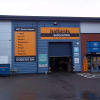 halfords autocentre yell