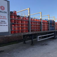 YET ANOTHER CALOR TRAILER FILLED WITH EMPTY BOTTLES READY FOR COLLECTION. DESTINATION THE REFILLING PLANT.