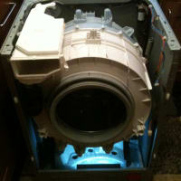 Removal of the drum to carry out a bearing change.