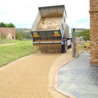 using our combination tanker enables us to complete large driveways and farm roads, with speed and efficiency.
