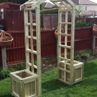 Starskys Hutches & Garden Arches, Mansfield | Garden Furniture - Yell