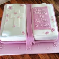 Lucindas, Colchester | Cake Makers & Decorations - Yell