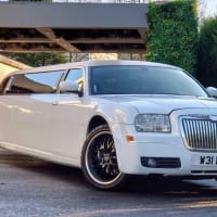 Chrysler Limousine 8setaer 07867864030 07867862131 www.ajlimos.co.uk