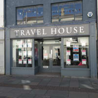 travel house bridgend