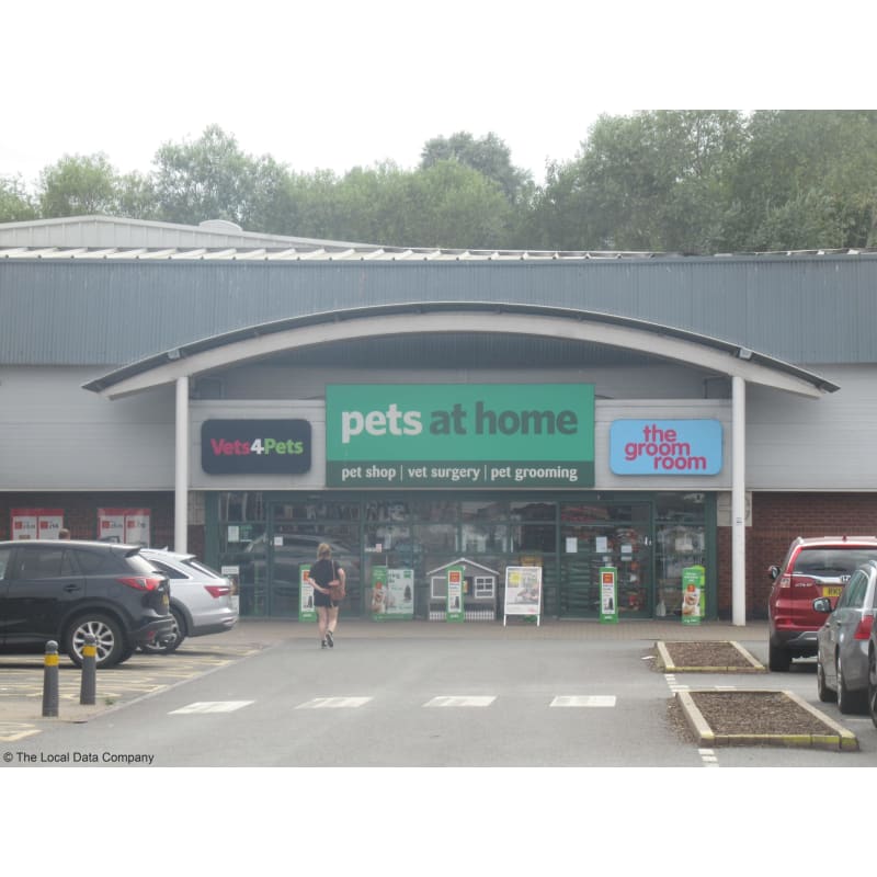 Pet stores 2024 near home