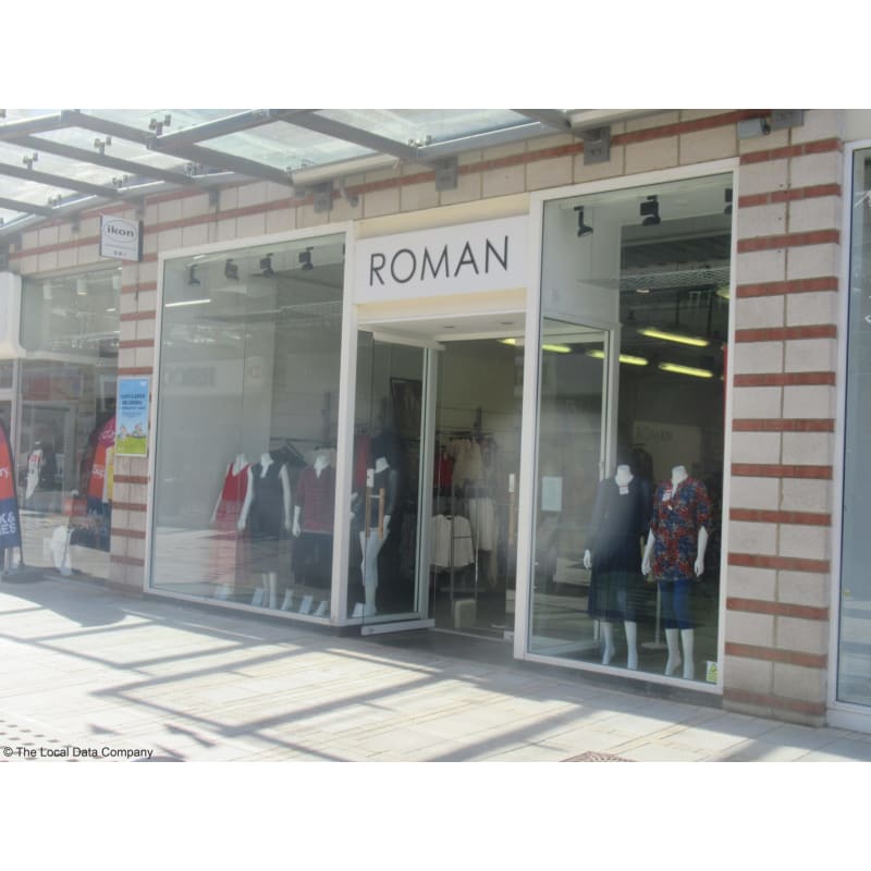 Roman clothes shop near clearance me