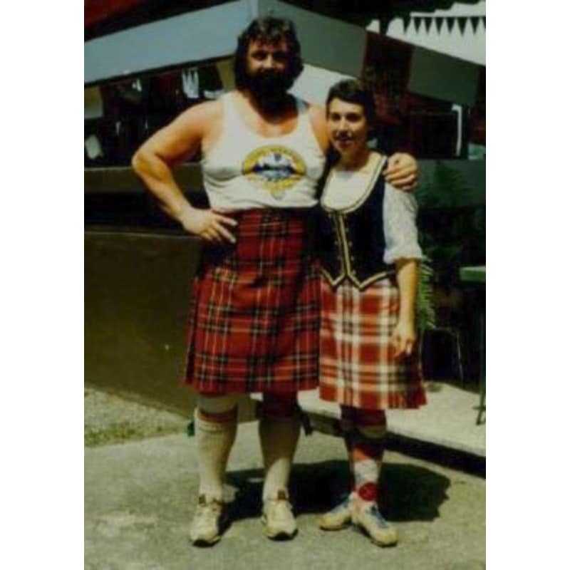 R&i sales macdonald kiltmakers