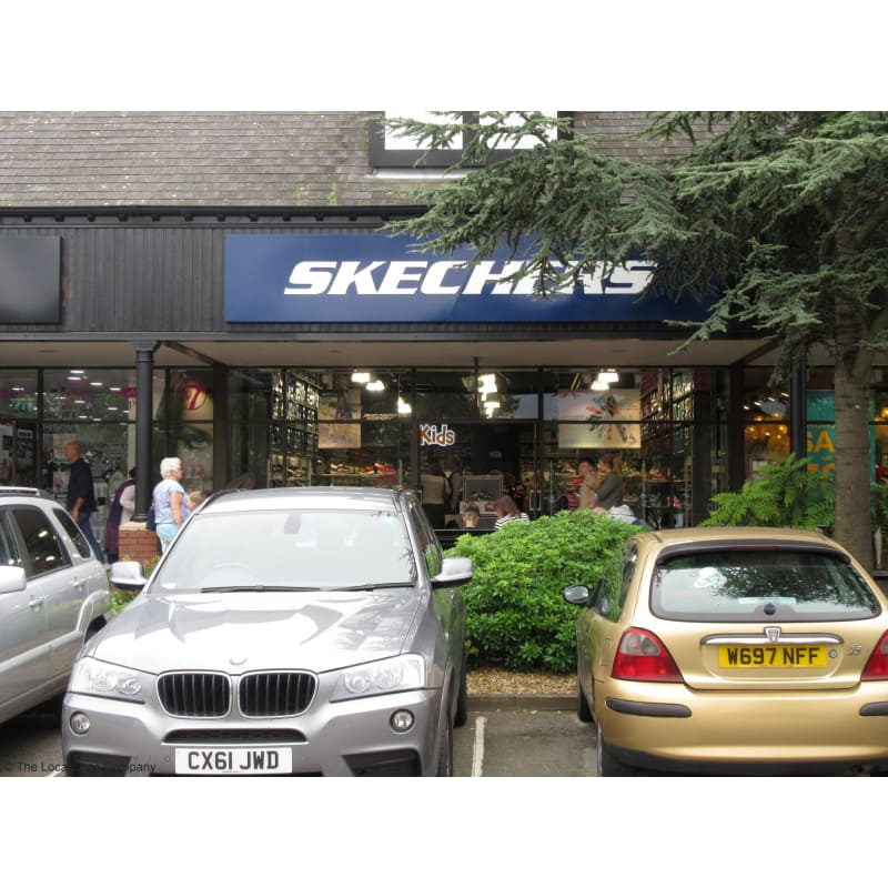 skechers shop cheshire oaks