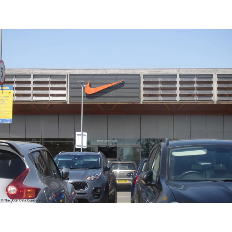 pesadilla Salón recuperar Nike Factory Store, Maidenhead | Sports Shops - Yell
