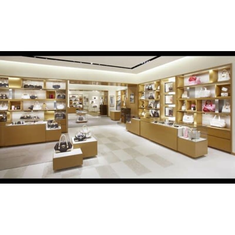 ▷ Louis Vuitton London Westfield White City