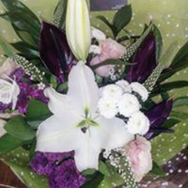 Flowers By Rachelle Leek Florists Yell