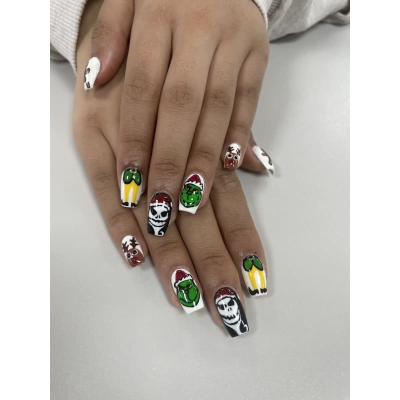 Louis Vuitton Press on Nails  Gucci nails, Gold acrylic nails, Swag nails