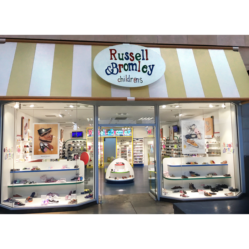 russell and bromley lakeside