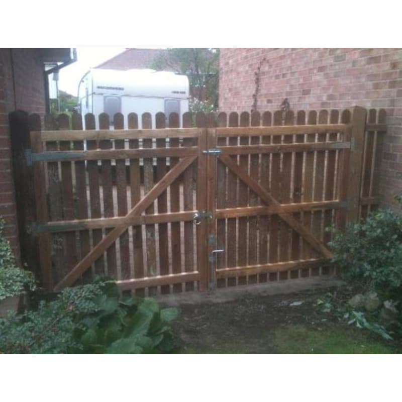 Wemake Timber Gates Liverpool Railings Yell