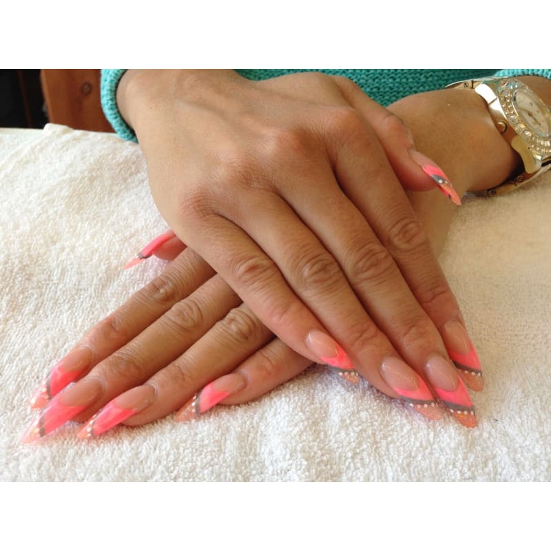 Best salons for gel nail extensions in Newquay