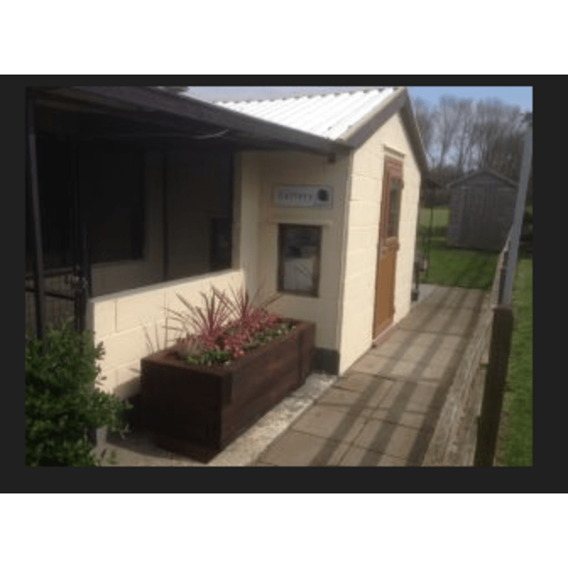 Corner store cottage kennels