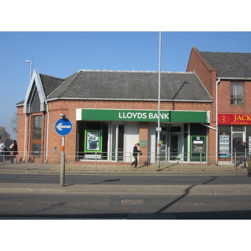 Lloyds Bank Northampton Banks Yell