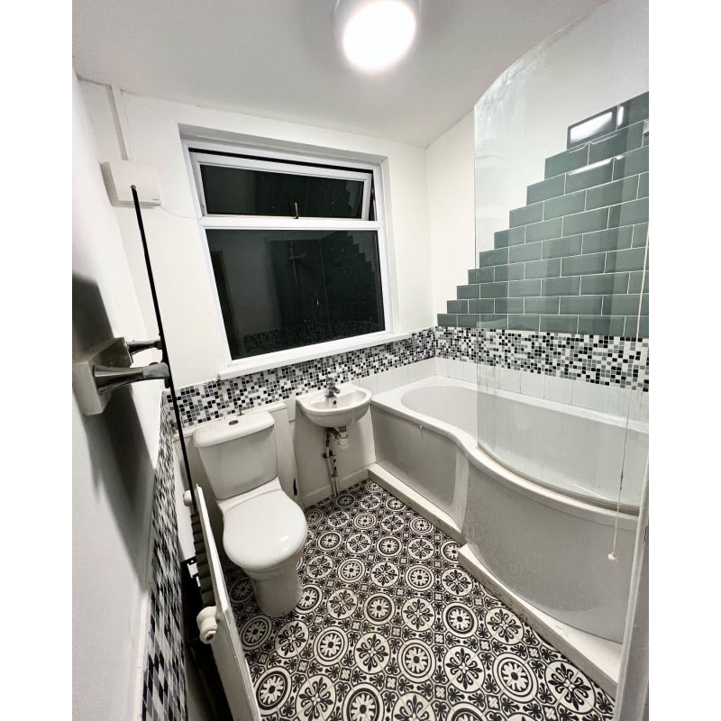 Modern Bathroom Installation