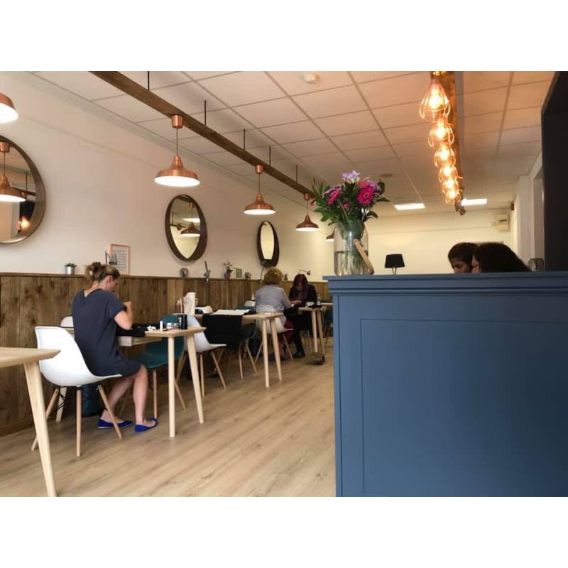 Details more than 125 polished nail bar super hot songngunhatanh.edu.vn