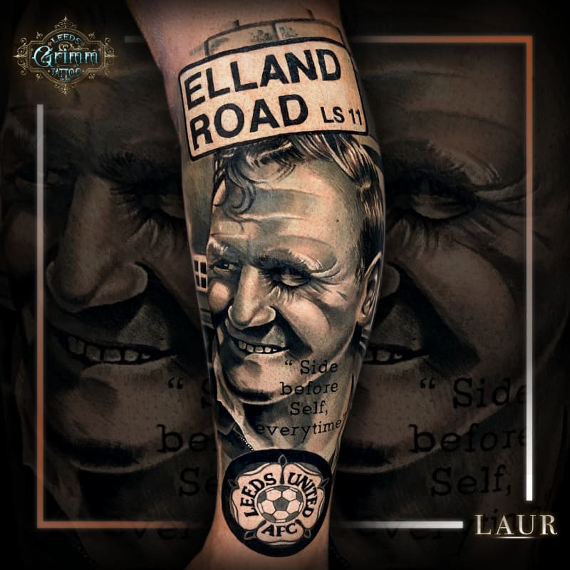 A detailed view of a Leeds United fan tattoo prior to the Sky Bet  Championship match at Elland Road, Leeds Stock Photo - Alamy