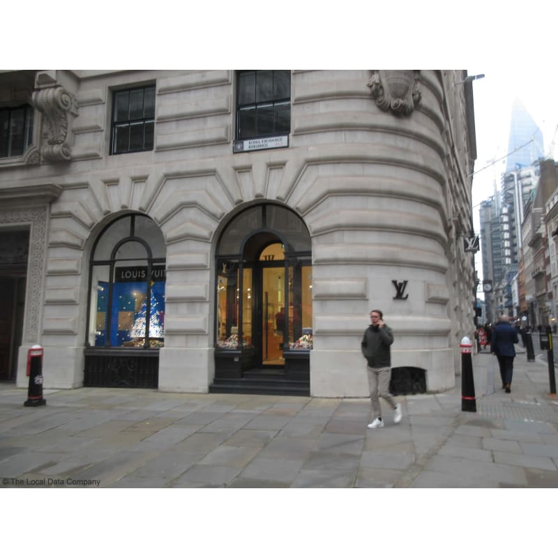 Louis Vuitton London City, 6 Royal Exchange Buildings, London, EC3V 3NL